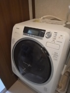 全自動洗濯乾燥機です。